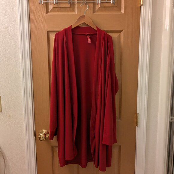 Skims Soft Lounge Robe - Red - Medium - Picture 2 of 3